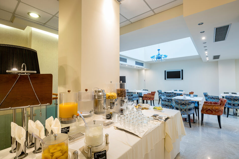 Breakfast Room